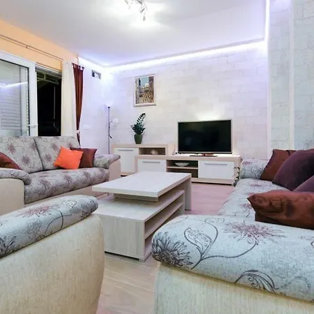 Natasha By Interhome *