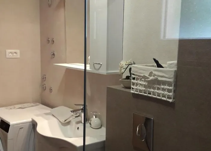 Natasha By Interhome Apartman